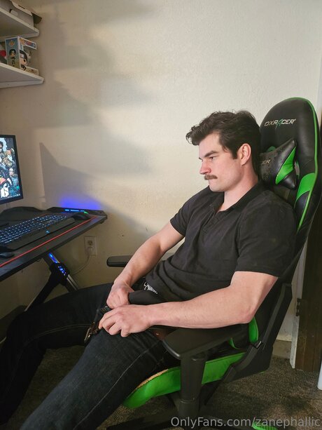 Zanephallic Leaked OnlyFans Bilder