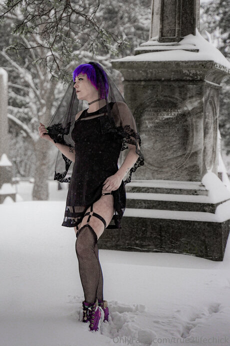 True2lifechick OnlyFans Strip