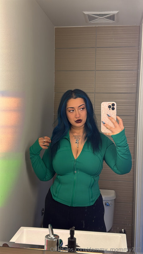 Vallariavixenn OnlyFans geleakte Bilder