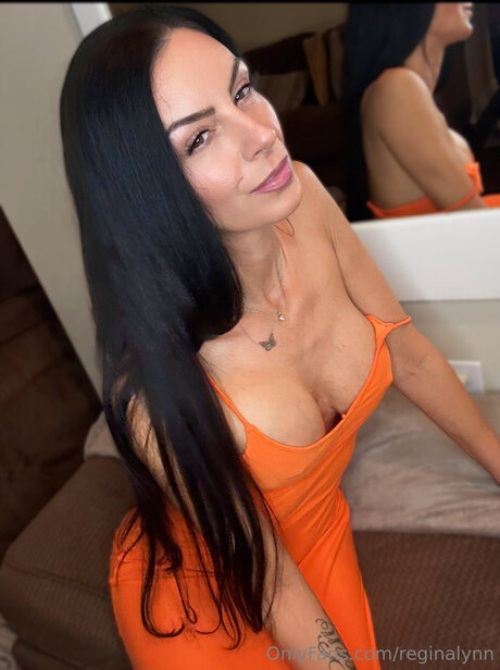 Lynnmariesfree OnlyFans Striptease