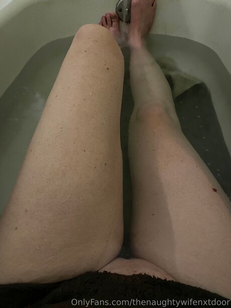 Thenaughtywifenxtdoor Nacktbilder von OnlyFans geleakt