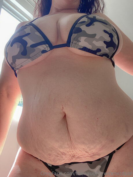 Thenaughtywifenxtdoor OnlyFans-Bild