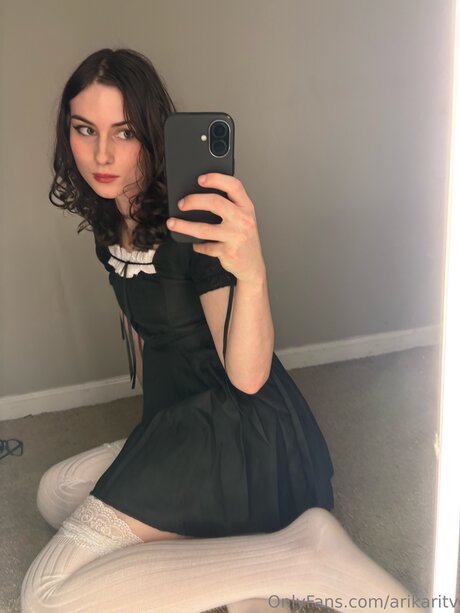 Arikaritv Nacktpornos auf OnlyFans