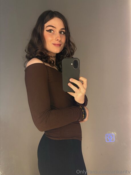 Arikaritv OnlyFans Leaked Gratis