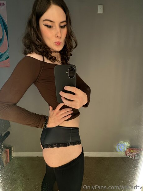 Arikaritv Nacktbilder von OnlyFans geleakt