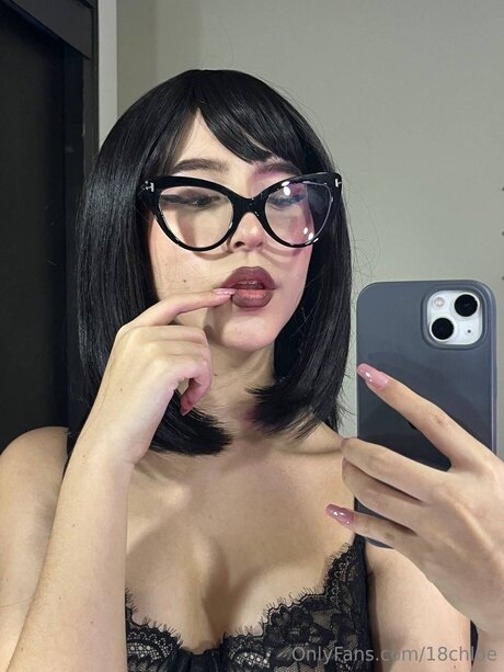 18chloe OnlyFans Leaks Gratis