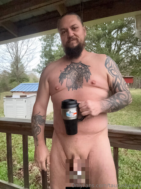 Taurusheavy OnlyFans-Bilder