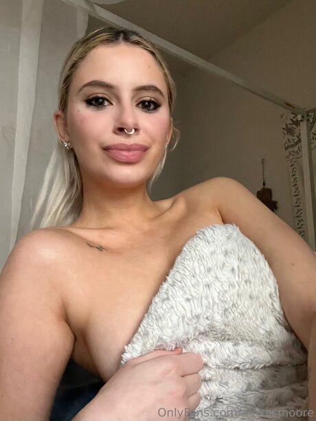 Alexiismoore Nacktbilder von OnlyFans
