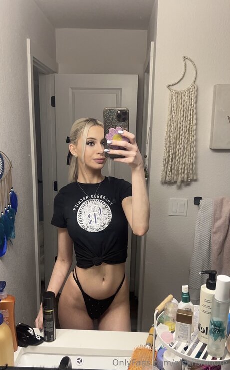 Alexiismoore Nacktbilder OnlyFans Leak