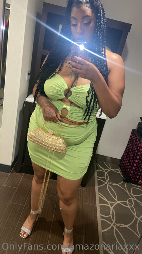 Amazonariaxxx OnlyFans gratis