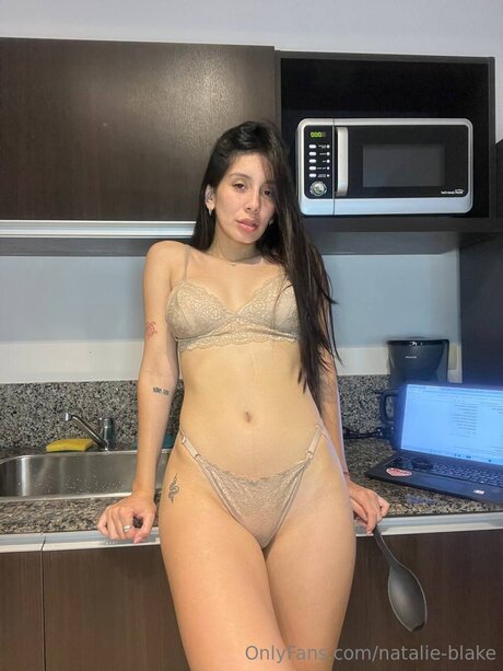 Natalie Blake Nacktbilder geleakt OnlyFans Aufgedeckt