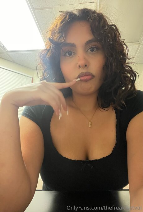 Thefreakiestval XXX OnlyFans