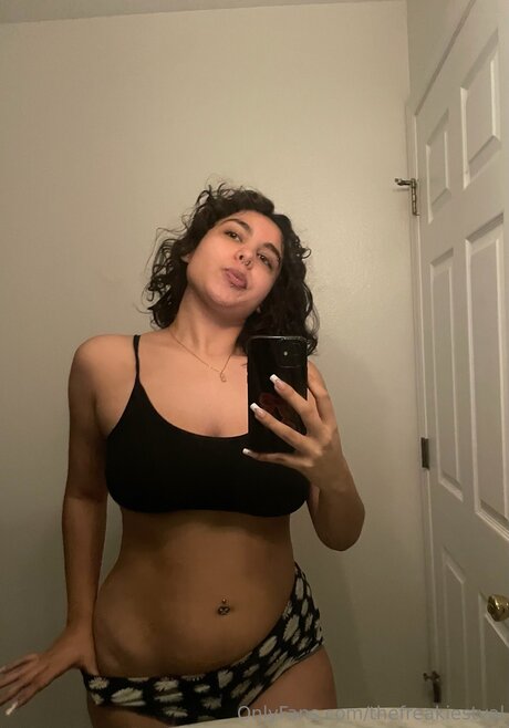 Thefreakiestval Nacktbilder von OnlyFans