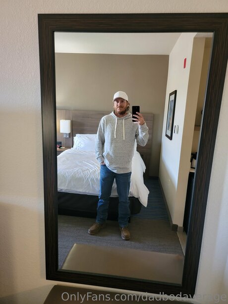 Dadbodaverage Nackt auf OnlyFans Leaks