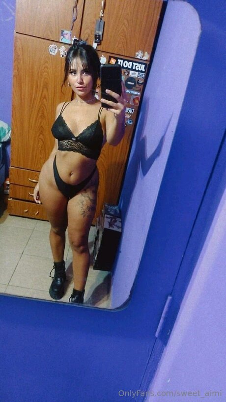 Dommy Sweet OnlyFans Striptease