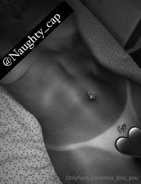 Mia Kiss You OnlyFans Pornografie
