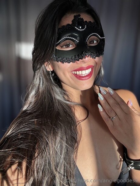 Angiegoddess OnlyFans geleakter Pornografie