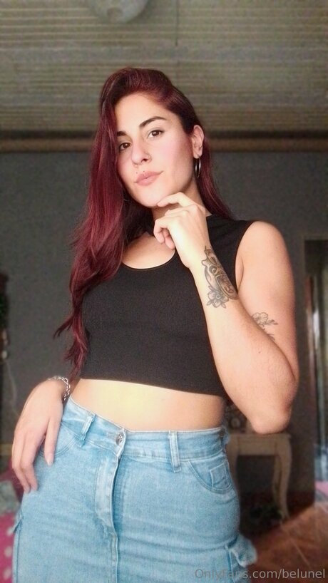 Belunel OnlyFans explizite Inhalte