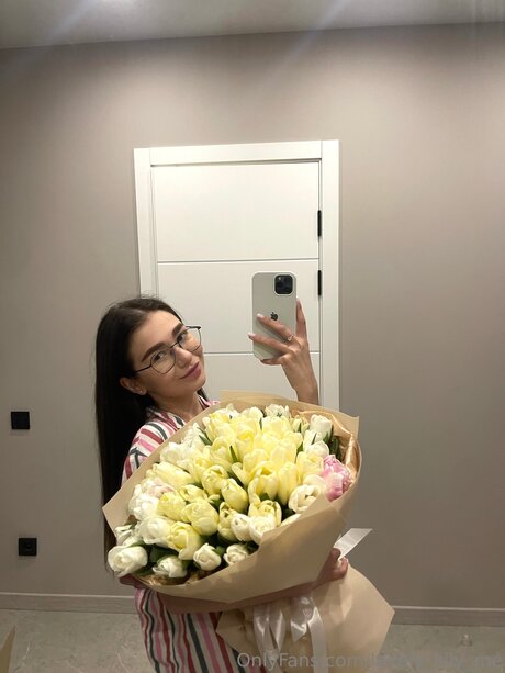 Lovely Lilly Me Sex auf OnlyFans