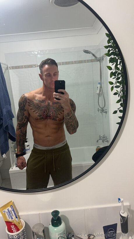 Alexjoneskik11 OnlyFans Nackt
