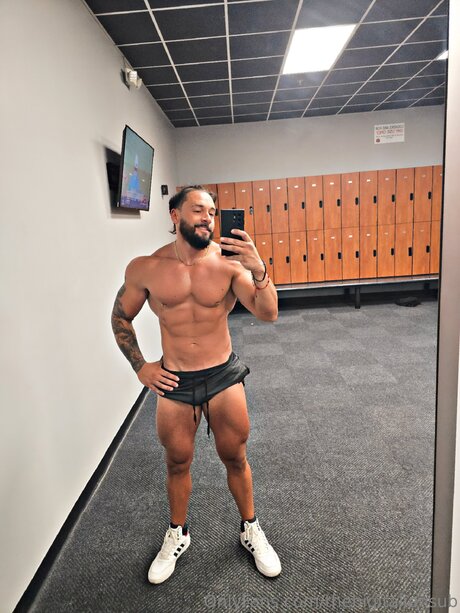 Thebigitaliansub Nacktbilder auf OnlyFans