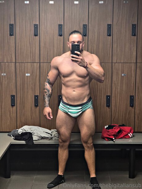 Thebigitaliansub Nacktbilder von OnlyFans