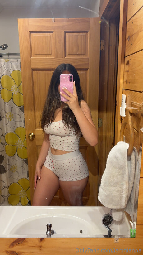 Iamgianna Nackt auf OnlyFans