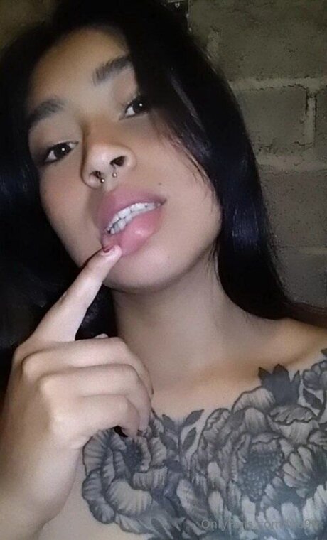 Luu99 OnlyFans Leaks