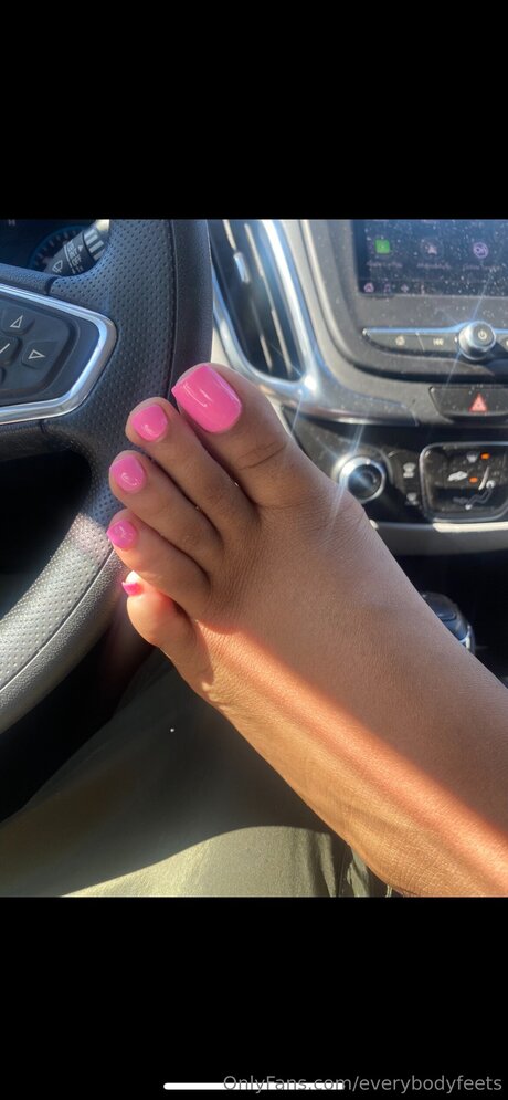 Everybodyfeets Nackt