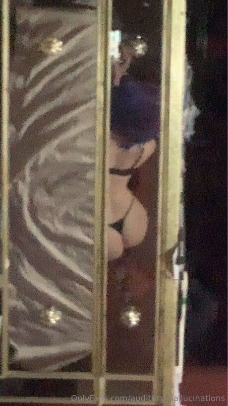 Auditory Hallucinations Nacktpornos von OnlyFans geleakt