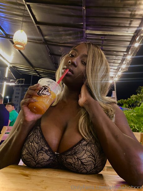 Almaahotxxx Nacktbilder von OnlyFans geleakt