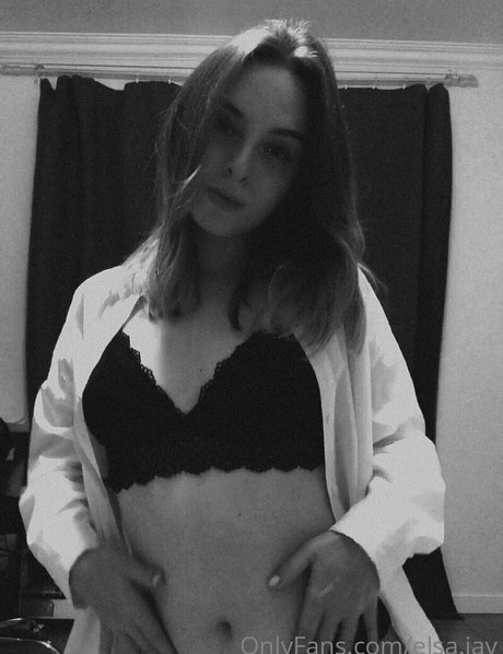 Elsa Jay OnlyFans Pornografie