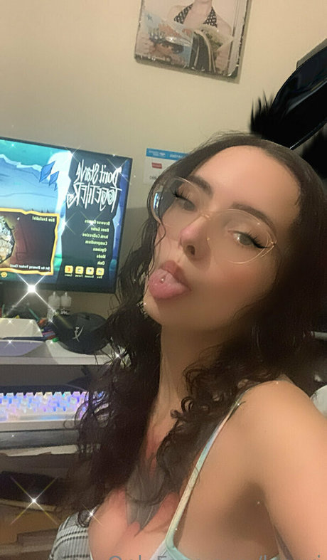 Electrahearth OnlyFans X