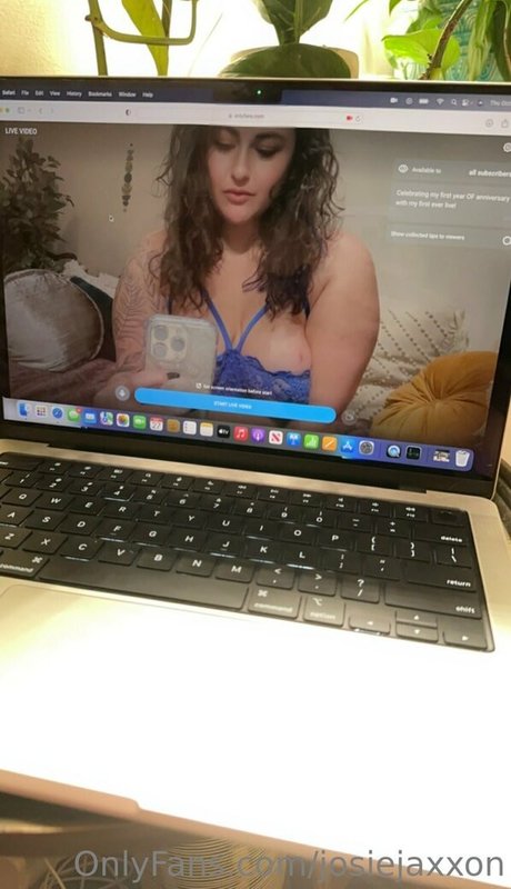 josiejaxxon OnlyFans Leak