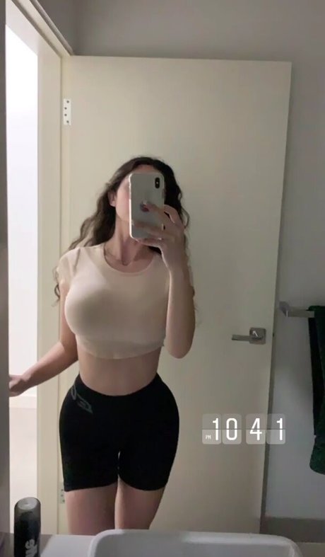 Mayroon Kawash Geleakte OnlyFans-Inhalte