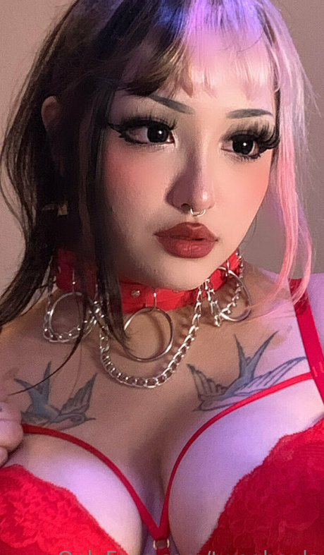 twoghouls OnlyFans Striptease