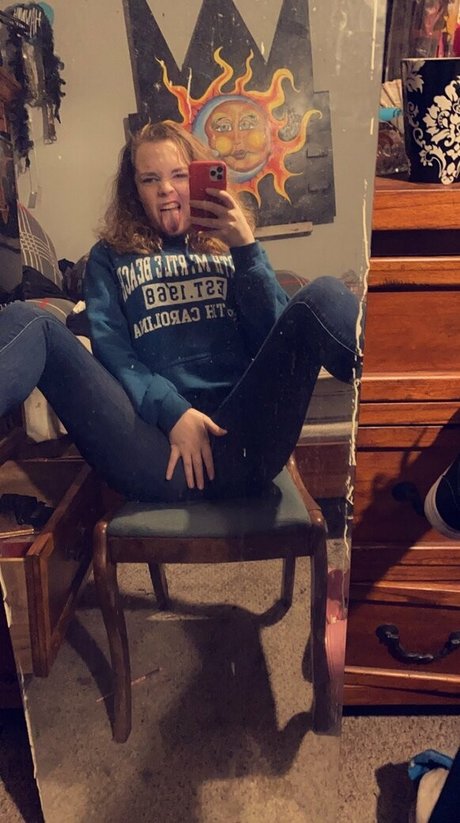 zierliche nackte onlyfans sexy Nacktbilder Professionell