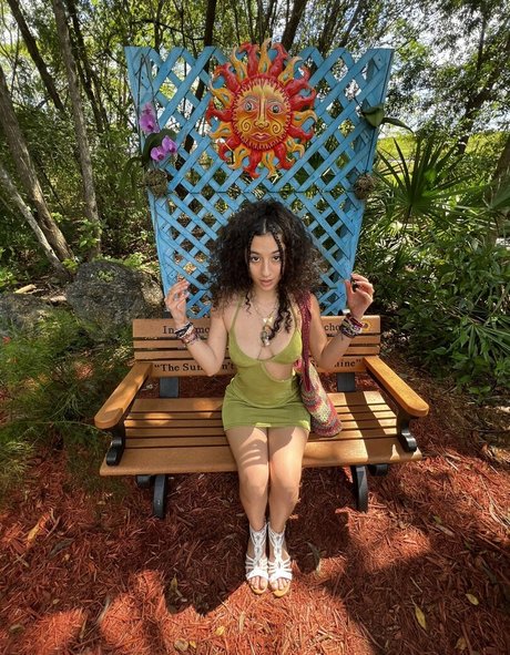 GroovyMya OnlyFans Nackt