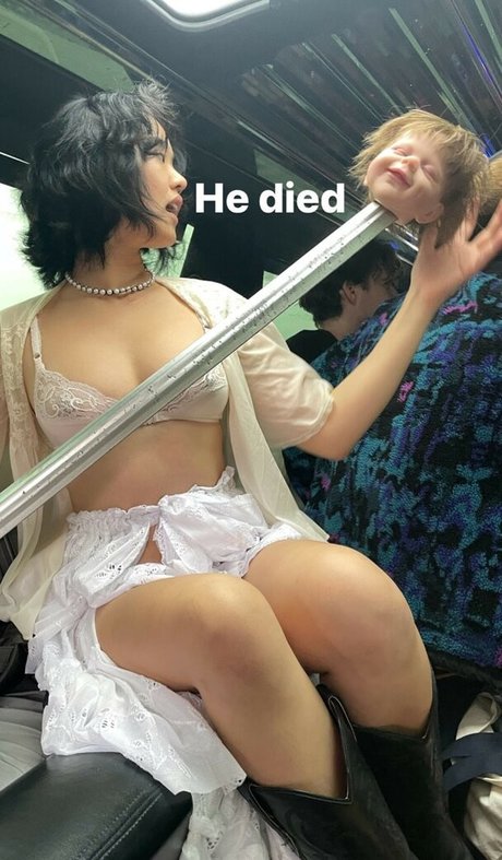 Lydiaren Nacktpornos auf OnlyFans