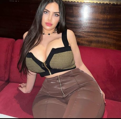Noure Sahli Nacktbilder von OnlyFans geleakt