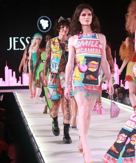 Vas Hal Nackt auf OnlyFans