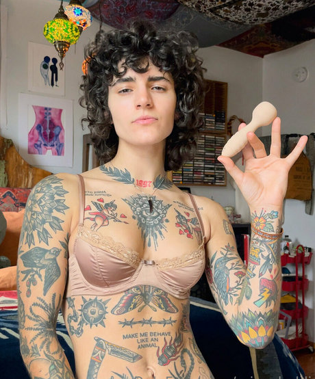 Vas Hal OnlyFans nackt