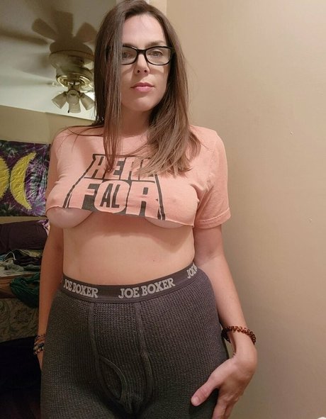 laced raven Nacktbilder von OnlyFans