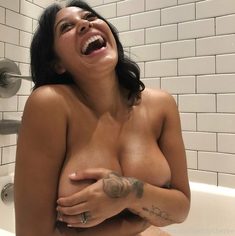 emilycheree OnlyFans kostenlos geleakt
