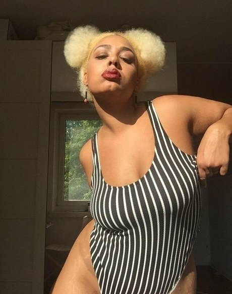 schuggamamabbb OnlyFans explizite Inhalte