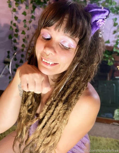 lindssforfree OnlyFans Model Fotos