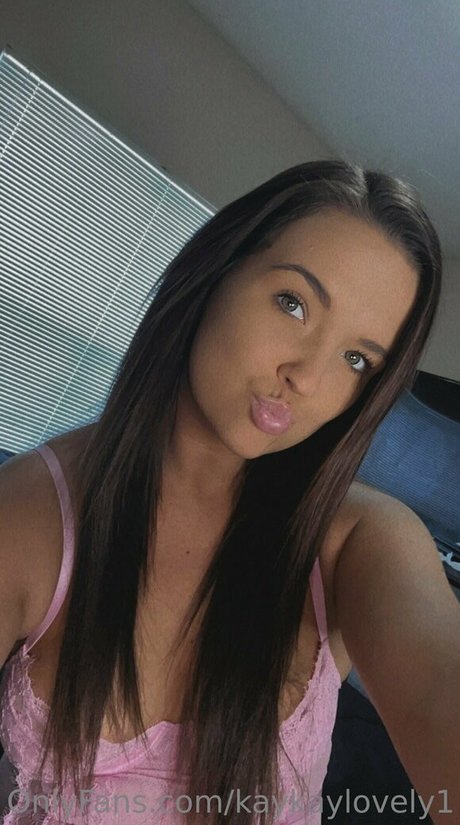 kaykaylovely1 NurlyFans-Pornos