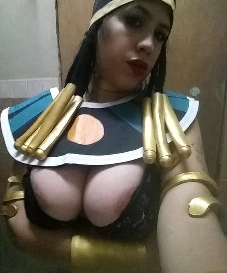 Aquarius Firu OnlyFans Bilder