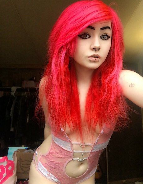 MollyRot OnlyFans Porn Nackt