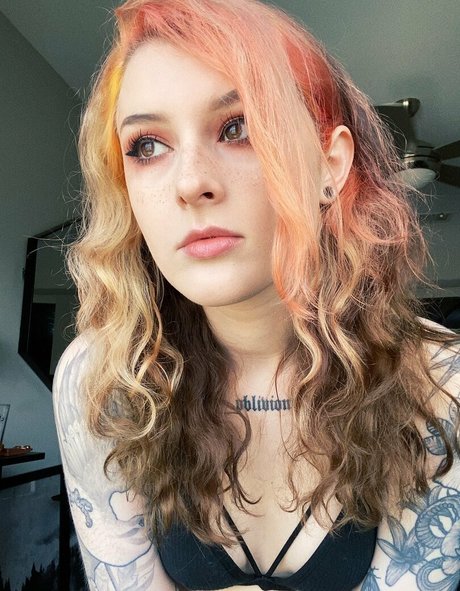 Mothica OnlyFans kostenlos